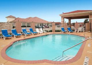Hotel Comfort Suites