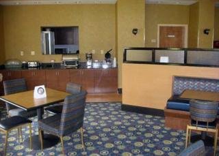 Hotel Comfort Suites