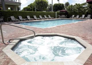 Hotel Comfort Suites