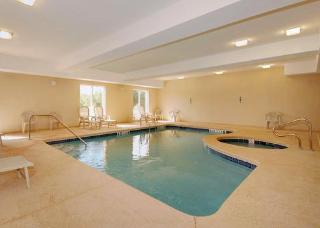 Hotel Comfort Suites