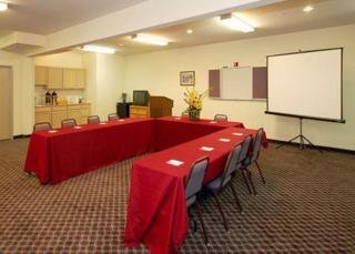 Hotel Comfort Suites