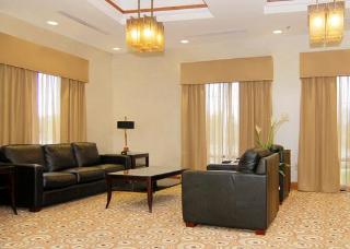 Hotel Comfort Suites
