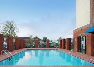 Hotel Comfort Suites