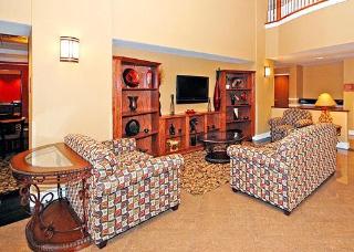 Hotel Comfort Suites