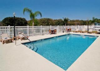 Hotel Comfort Suites