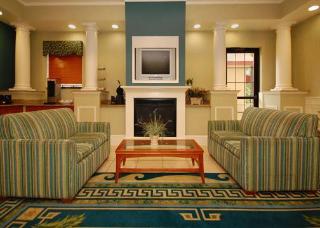Hotel Comfort Suites
