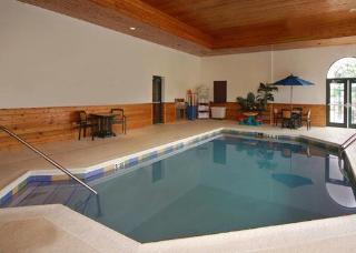 Hotel Comfort Suites