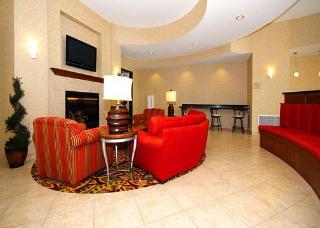 Hotel Comfort Suites