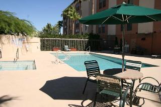 Hotel Comfort Suites