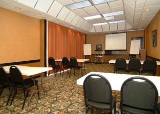 Hotel Comfort Suites