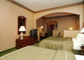 Hotel Comfort Suites