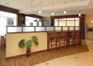 Hotel Comfort Suites