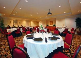 Hotel Comfort Suites