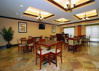 Hotel Comfort Suites