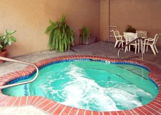Hotel Comfort Suites