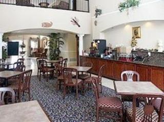 Hotel Comfort Suites
