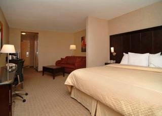 Hotel Comfort Suites
