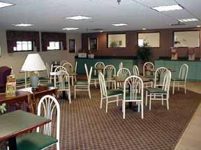 Hotel Comfort Suites Airport
