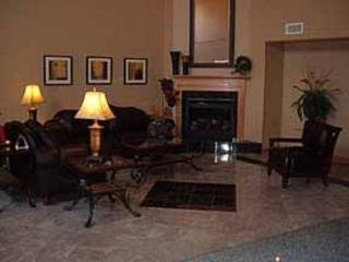 Hotel Comfort Suites Airport