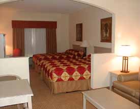 Hotel Comfort Suites Airport