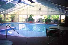 Hotel Comfort Suites Airport