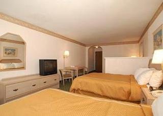 Hotel Comfort Suites Airport