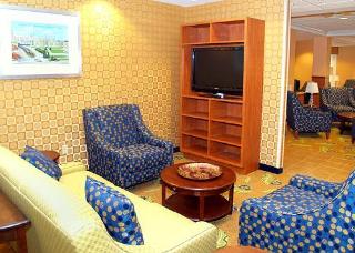 Hotel Comfort Suites Amish Country