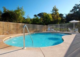 Hotel Comfort Suites At Eglin Air Force Base