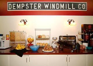 Hotel Comfort Suites At Living History Farms