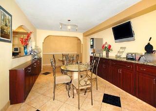 Hotel Comfort Suites At North Camp Pendleton