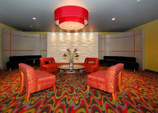 Hotel Comfort Suites At Virginia Center Commons