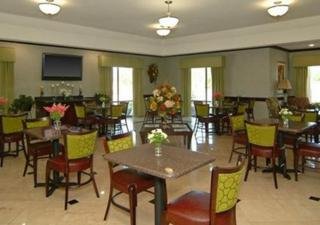 Hotel Comfort Suites-beaumont