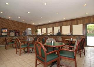 Hotel Comfort Suites-chesapeake