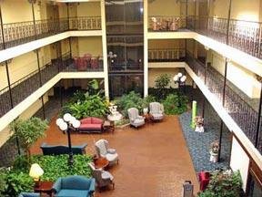 Hotel Comfort Suites-cinncinnati