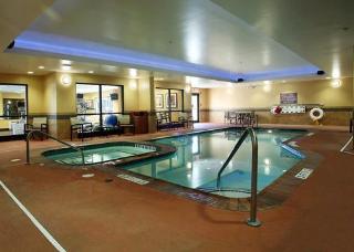 Hotel Comfort Suites City Centre
