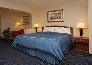 Hotel Comfort Suites Clovis