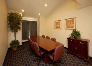 Hotel Comfort Suites Dfw Airport