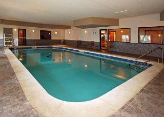 Hotel Comfort Suites Downtown