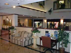 Hotel Comfort Suites Downtown