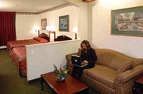 Hotel Comfort Suites Downtown
