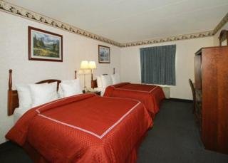 Hotel Comfort Suites East