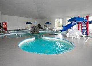 Hotel Comfort Suites-escanaba