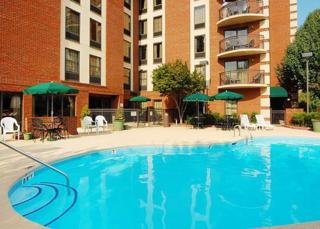 Hotel Comfort Suites Greensboro Airport