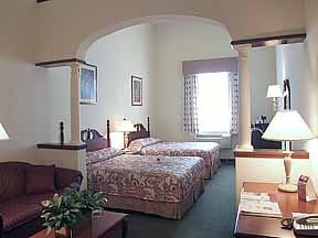 Hotel Comfort Suites Historic District