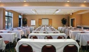 Hotel Comfort Suites Laurel Lakes