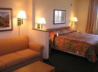 Hotel Comfort Suites Lexington