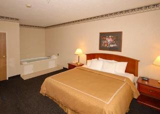 Hotel Comfort Suites Linn County Fairground And Expo