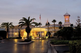Hotel Comfort Suites Maingate