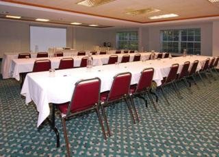 Hotel Comfort Suites-marquette
