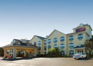 Hotel Comfort Suites-marquette
